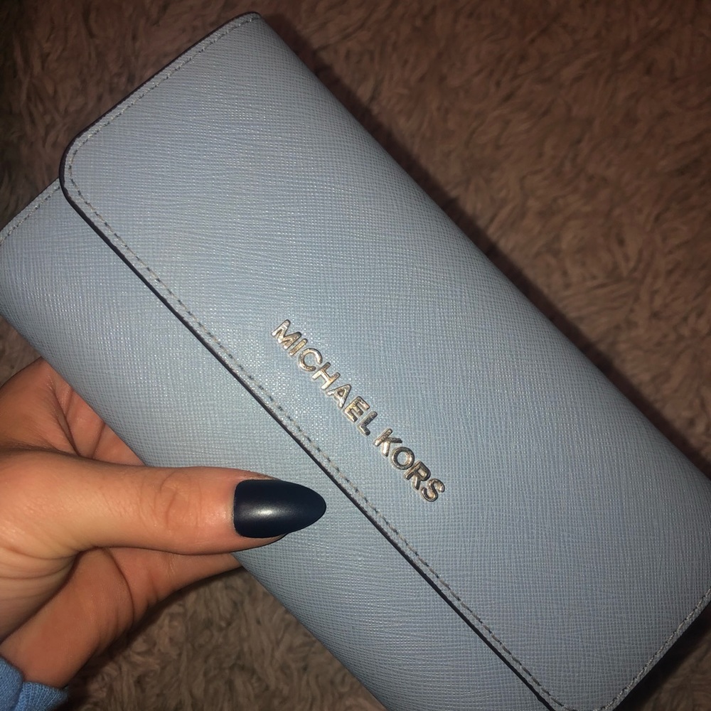 Michael Kors wallet - OFFERS WELCOME